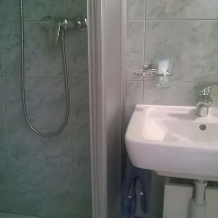 小马特洪峰酒店 郎达